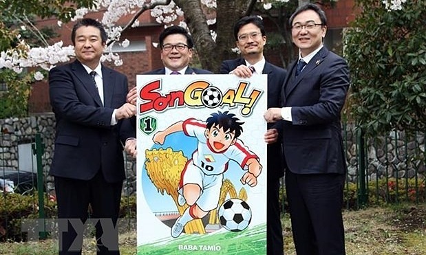 5月に発行されるベトナムサッカーの日本の漫画