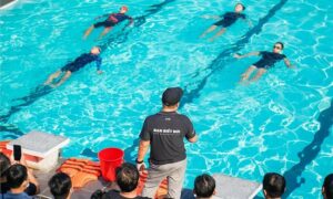 子供の溺死：学校は水泳の授業のための手段を欠いている